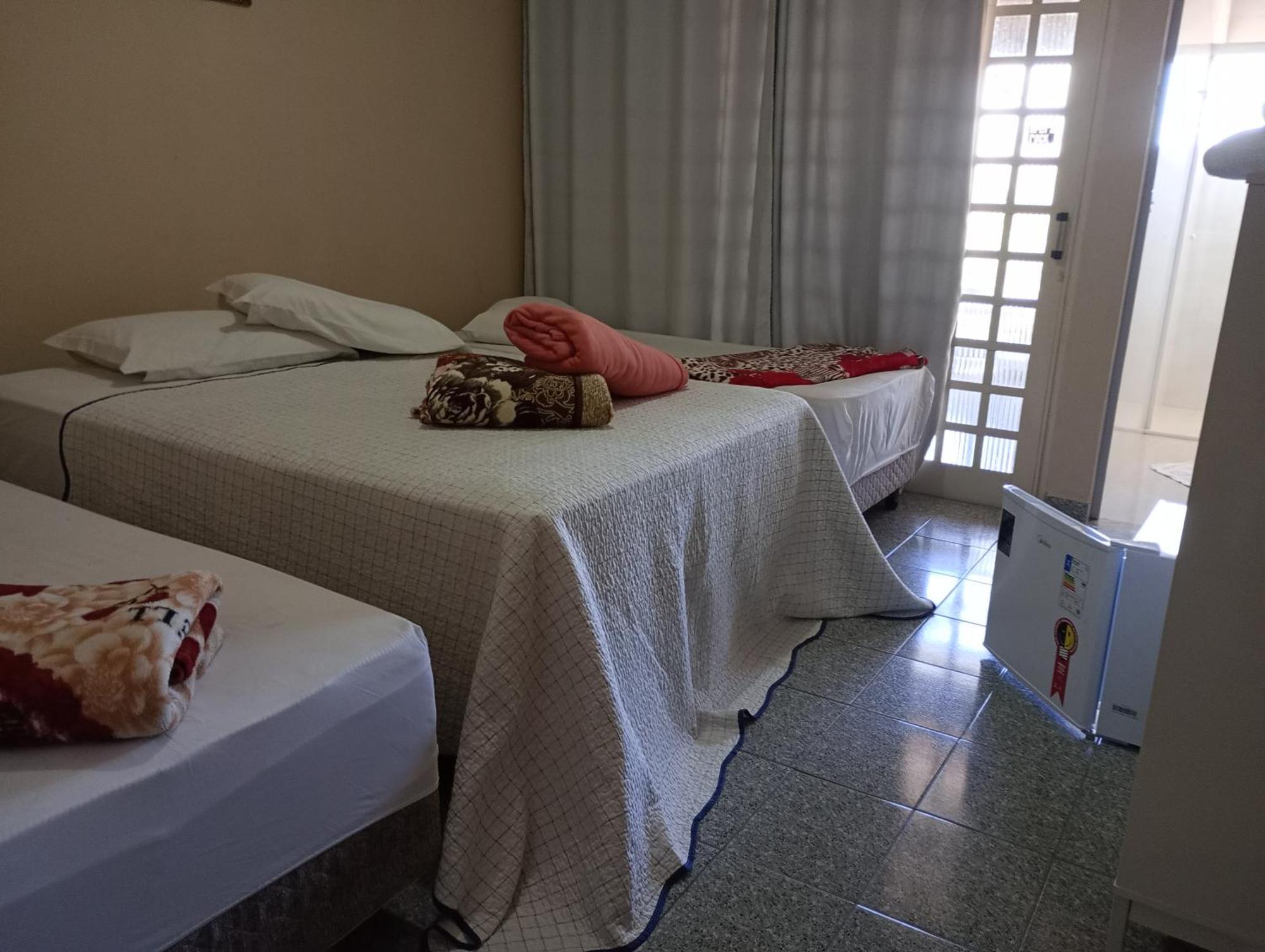 Santa Helena Pousada Cachoeira Paulista Bagian luar foto